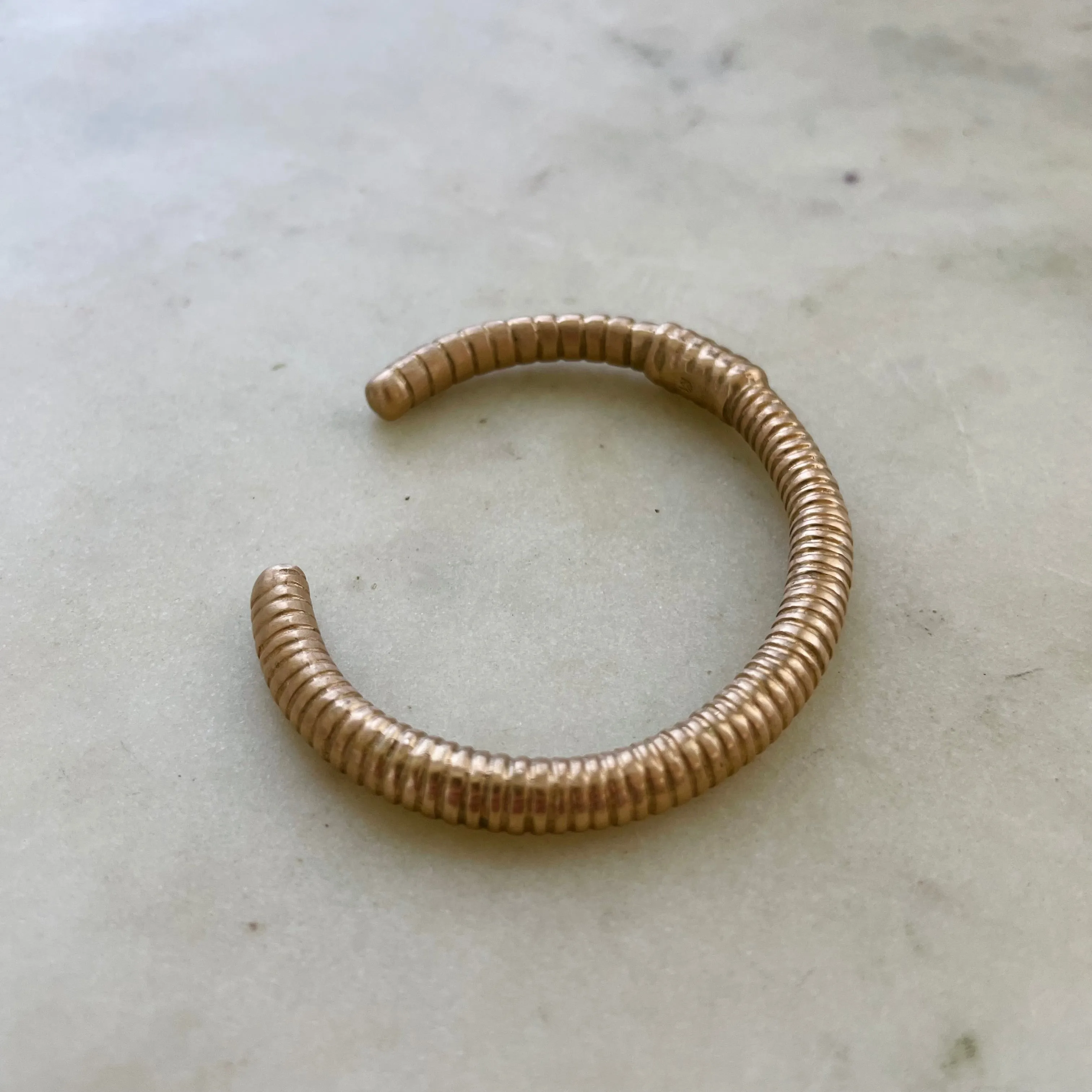 EARTHWORM CUFF