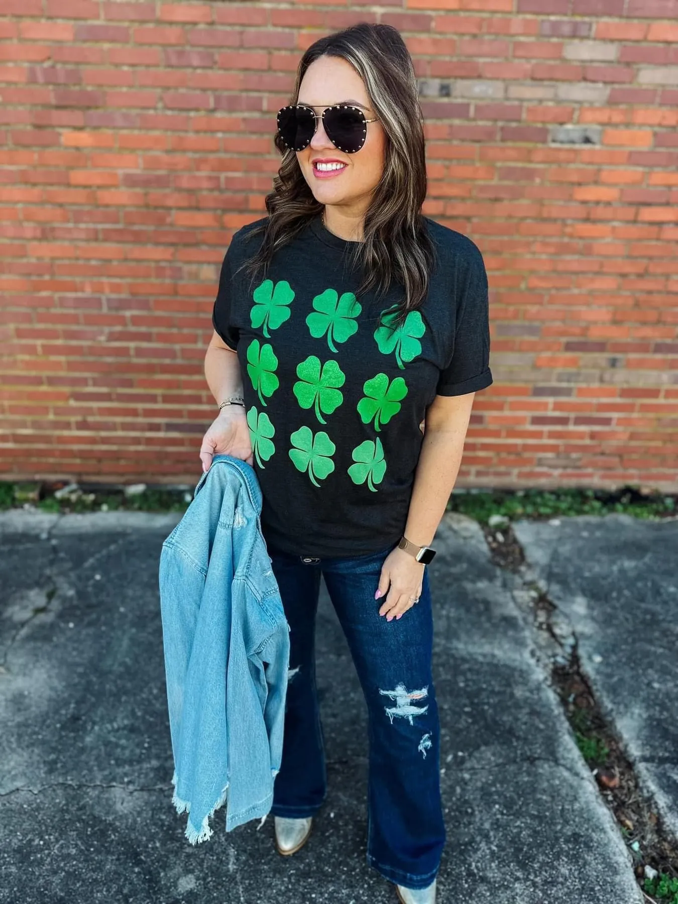 {GLITTER CLOVER EXPLOSION} Char-Black Crew Neck Tee