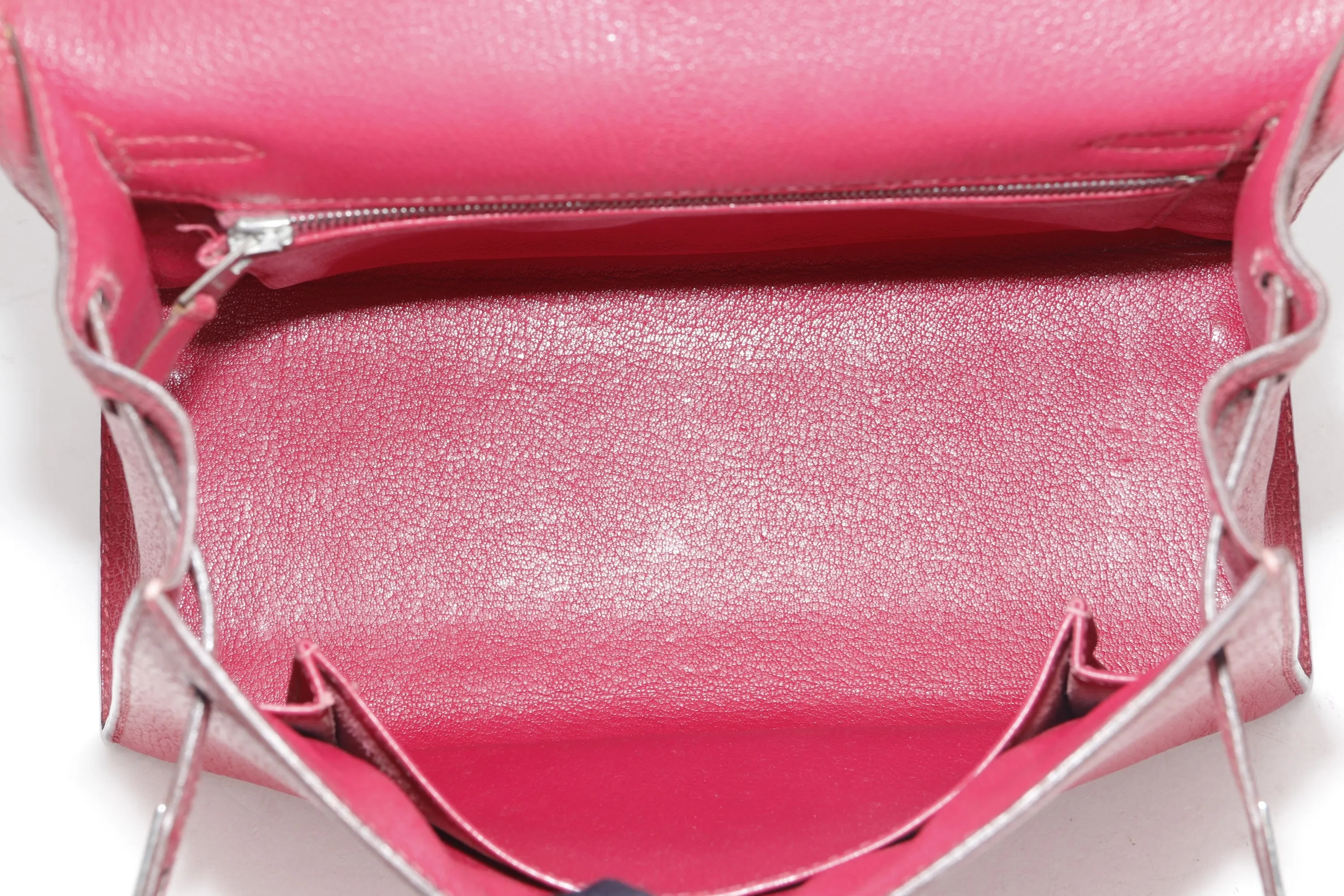 HERMES KELLY 25 (STAMP F (2002)) FUCHSIA CHEVRE LEATHER SILVER HARDWARE, WITH STRAP LOCK, KEYS, DUST COVER & BOX, NO TWILLY