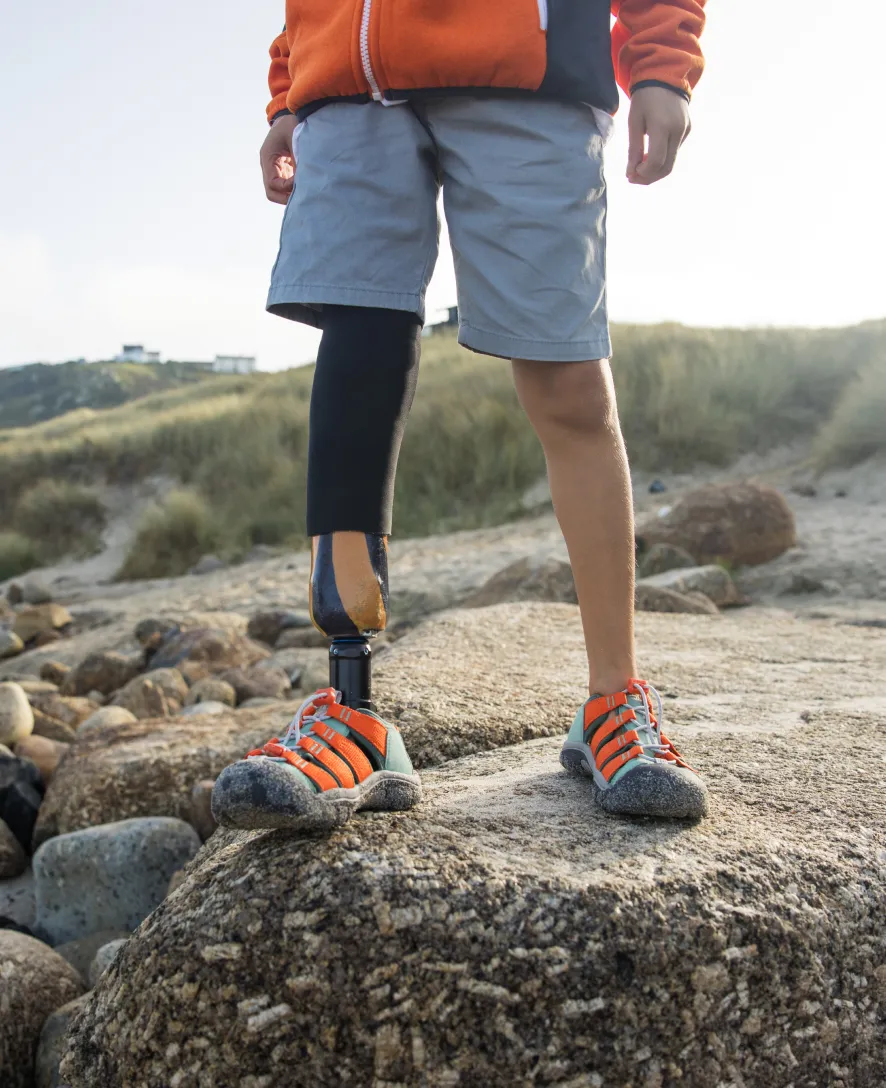 Little Kids' Newport Boundless Sandal  |  Granite Green/Scarlet Ibis