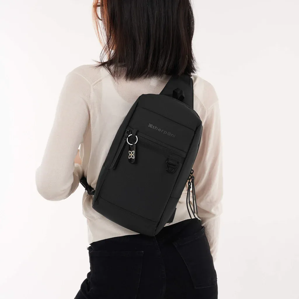 Sherpani Metro Anti-Theft Sling Bag